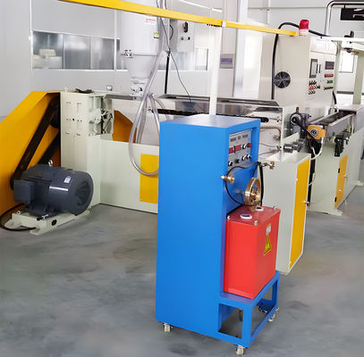 Un bon prix. Extrudeuse de fil électrique de ligne de production d'extrusion de câble d'alimentation en ligne